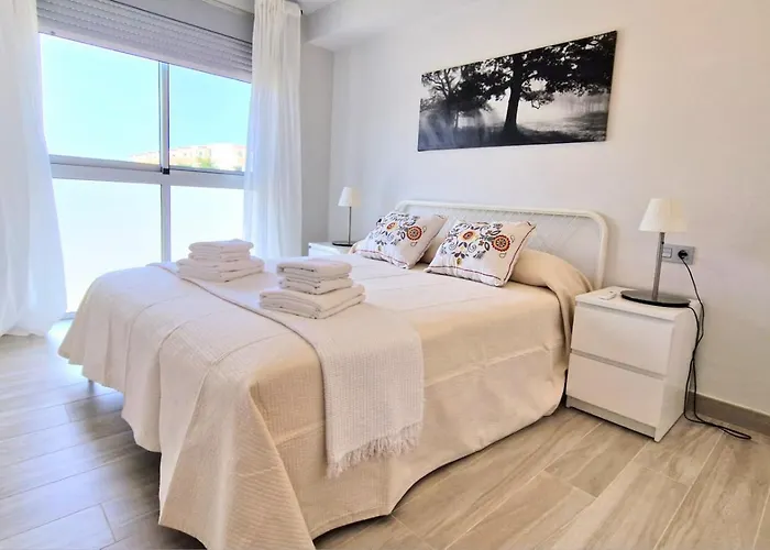 Amplio Y Comodo Apartamento. גרנדילה דה אבונה